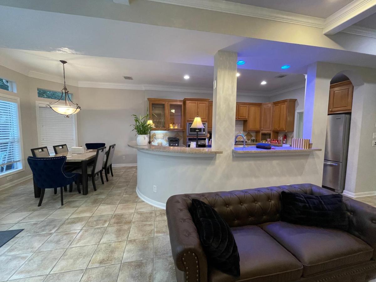 Insperit Home At Galleria With Heated Pool Spa Houston Exteriér fotografie