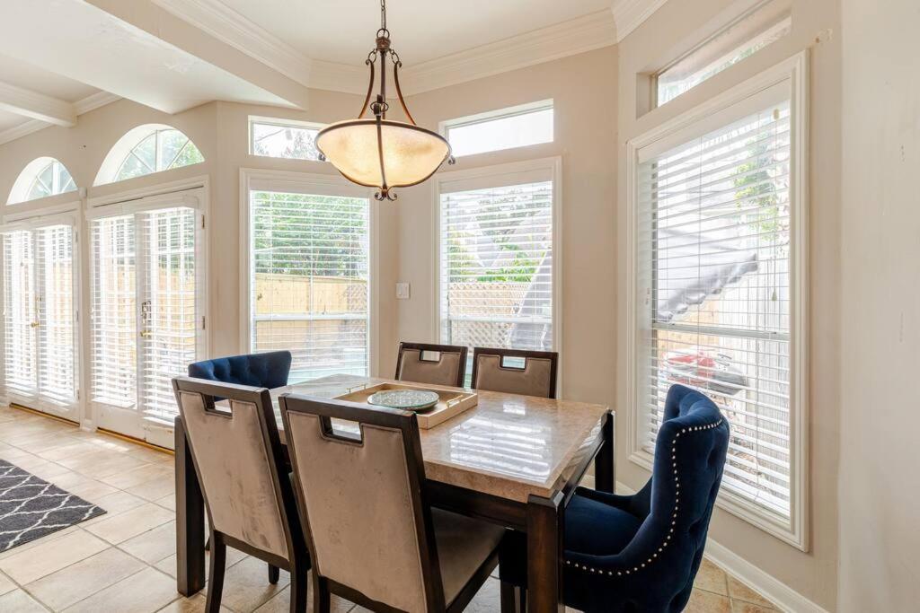 Insperit Home At Galleria With Heated Pool Spa Houston Exteriér fotografie